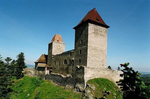 Letošní návštěvnická sezona na hradě Kašperku začala - Plzeňský rozhled