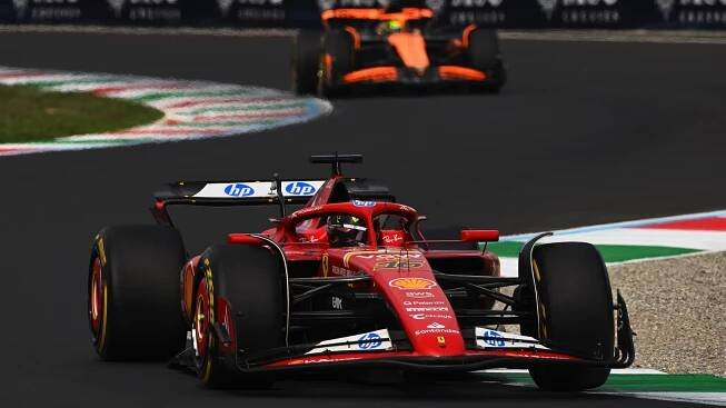 Tifosi v euforii. Charles Leclerc stavěl jen jednou a dojel si pro vítězství v Grand Prix Itálie 2024