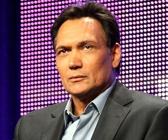 Jimmy Smits Biography - Facts, Childhood, Family Life & Achievements