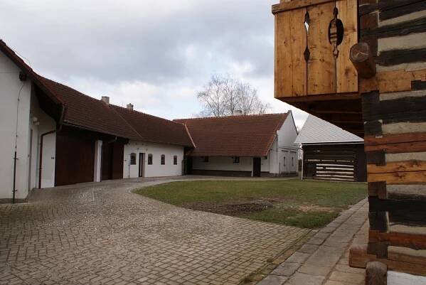 Šrámkův statek, Hradec Králové - Piletice, Hradecko | MICEHKRegion.com