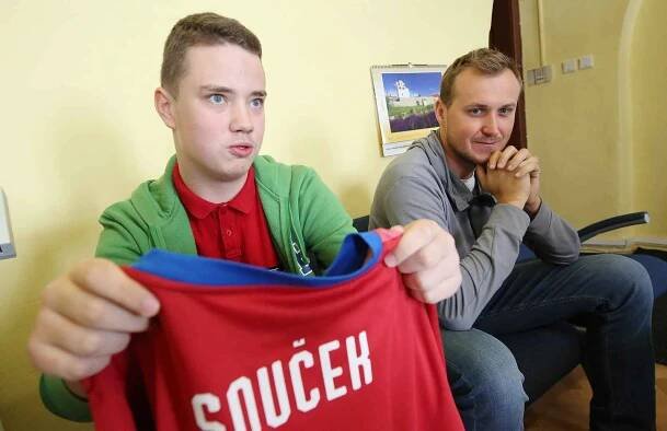 Mladý fanoušek Slavie Jakub Vítek.