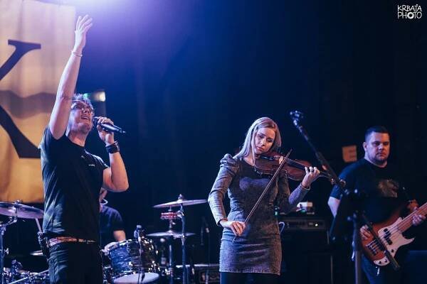 Podujatie Peter Cmorík & band | DKC Veritas - Multifunkčný priestor na kultúrne a spoločenské podujatia