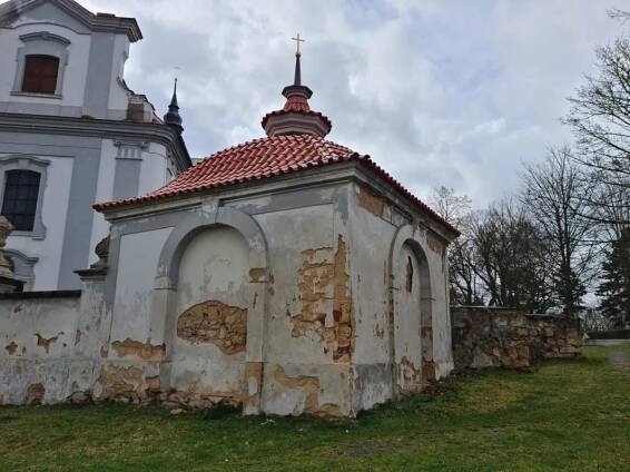 Kaple Božího hrobu u kostela svatého Vojtěcha ve Vejprnicích