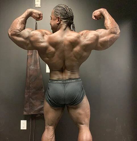 JOE MACKEY pod vedením trenérů Big Ramyho míří na Wings of Strength Chicago 2021! | kulturistika.com