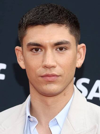 Archie Renaux - Actor, Model