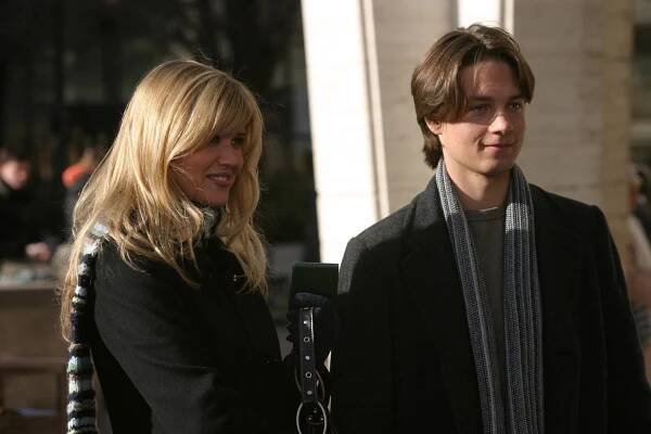 Everwood - Městečko v horách - Z filmu - Sarah Lancaster, Gregory Smith