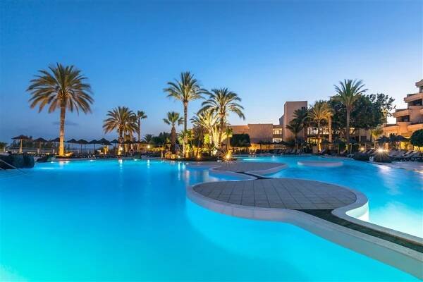 BARCELÓ LANZAROTE ROYAL LEVEL | Costa Teguise | CanariaTravel 