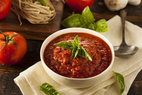 How to Make Marinara Sauce - The Frugal Chef
