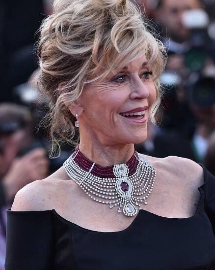 The Best Diamond Jewelry in the History of the Cannes Film Festival 25