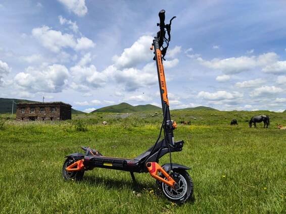 Pojazd elektryczny Kukirin G3 Pro 1200W *2 65km/h 80KM 52V 23.2AH 10" PL Počet kol 2
