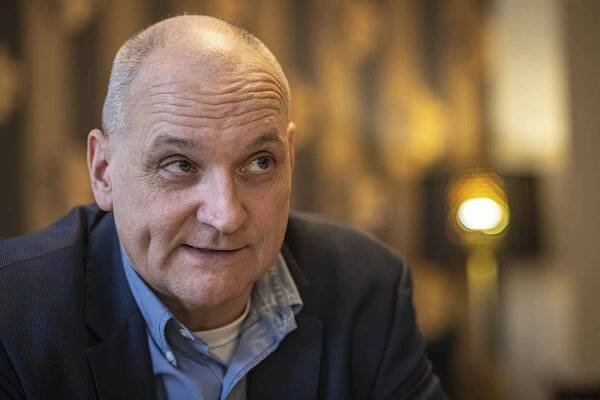 Víra, že energie je jen zboží, dostala vážnou trhlinu, říká Václav Bartuška
