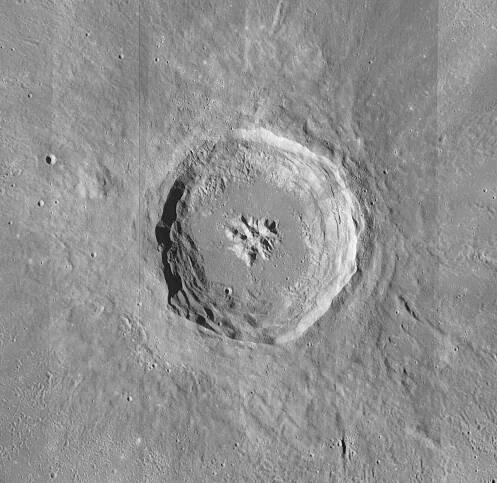 Aristillus (kráter) – Wikipedie