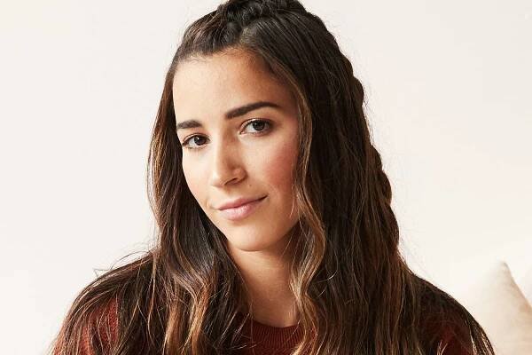 Aly Raisman Didn't Recognize Her Migraine Symptoms: 'As an Athlete, I Always Powered Through'