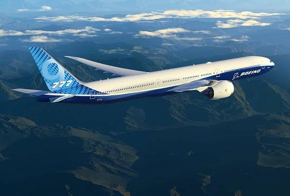 Boeing dostal do vzduchu největší letadlo světa a banky na to slyší. Na záchranu reputace získal 12 miliard dolarů