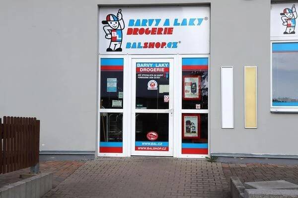 BARVY A LAKY DROGERIE foto 6