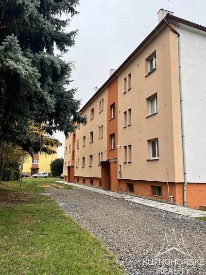 Pronájem Byt 2+1, Přátelství, Pečky, okres Kolín