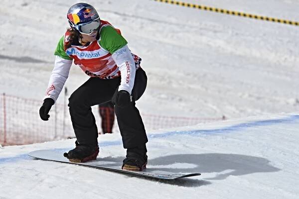 Sportovní listy | Podívejte se, co se dělo na MS ve snowboardingu kolem se smůlou závodící Evy Samkové | Lidé
