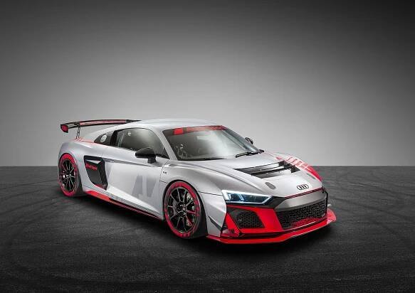 Audi R8 V10 RWD a Audi R8 LMS GT4: Ještě ostřejší a výraznější | Autojournal.cz