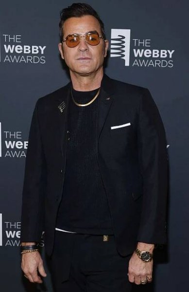 Justin Theroux attend the 29th Annual Webby Awards