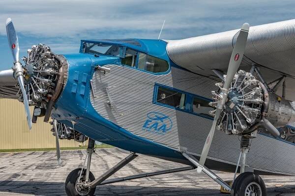 CRG Reflections - Airplanes