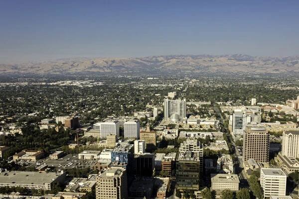 Die Hauptstadt des Silicon Valley, San Jose, ist ein Technologie-Hub mit einer multikulturellen Atmosphäre.