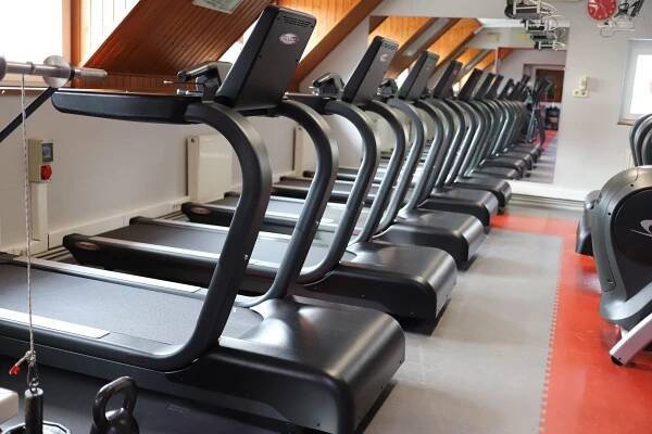 Fitness pictures – Squash Club Szabadidőközpont