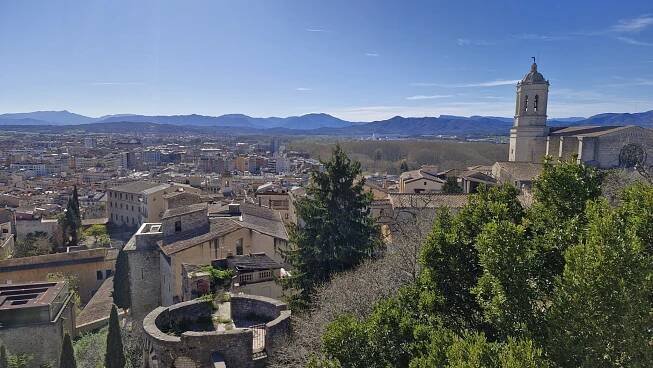 Girona: Má své mouchy, ale místní je právem milují. Přímý let z Ostravy od 1 570 Kč + 4denní itinerář - Pelipecky