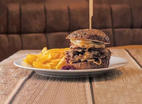 Styl Pub | Wolt | Doručení | Brno