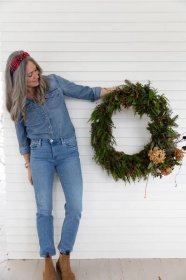 DIY Winter Garden Wreath — The Grit and Polish