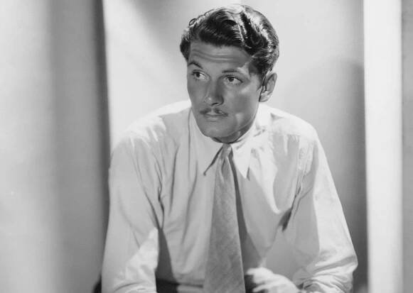 Sir Laurence Olivier Facts