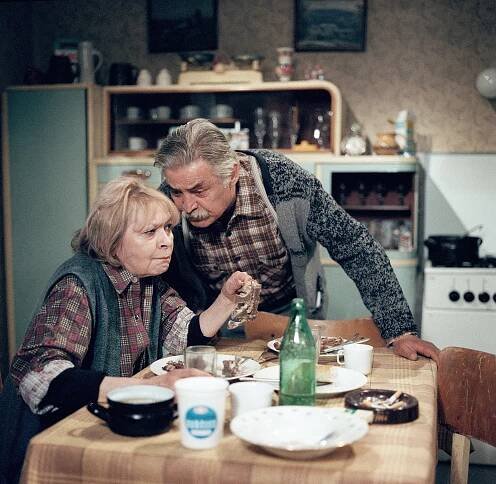 Případy podporučíka Haniky - Casanova z hospůdky U rytíře - Z filmu - Jiřina Třebická, Otto Lackovič