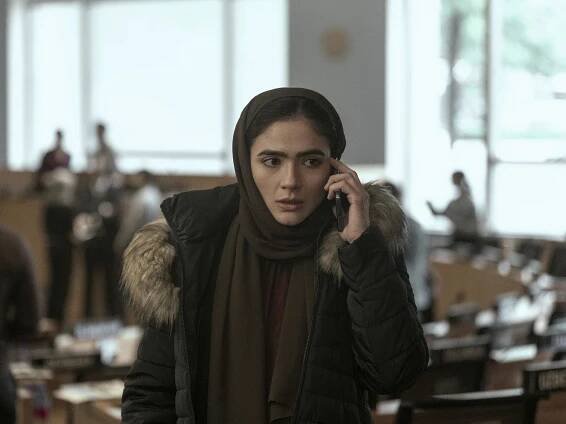 Noční agent - Kulturní výměna - Z filmu - Arienne Mandi