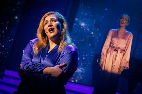 Premiéra světového muzikálu THE BODYGUARD v Divadle Nová scéna | Musical.cz