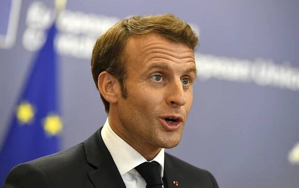 Macron sa snaží zachrániť jadrovú dohodu s Iránom. Chce to stihnúť do 15. júla
