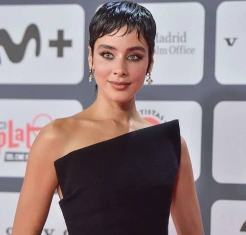 Esmeralda Pimentel, Biography, Age, Weight, Height, Birthday, Net Worth, Career, Popular Mexican Actress, Tv-Series, — InstaMix Global