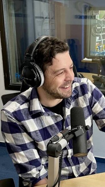 Albert Čuba: Vtipy Tří Tygrů píše sám život jménem Robin Ferro. Štěpán to potom s patřičnou omáčkou vypráví | Host Frekvence