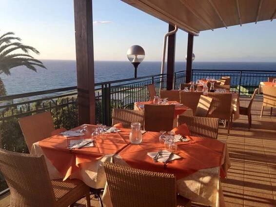 Hotel Rocca Nettuno, Itálie Kalábrie - 15 792 Kč Invia