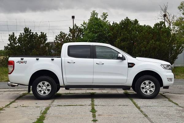Ford Ranger 2.2TDCi XLT 4X4,SPOTŘEBA OLEJE