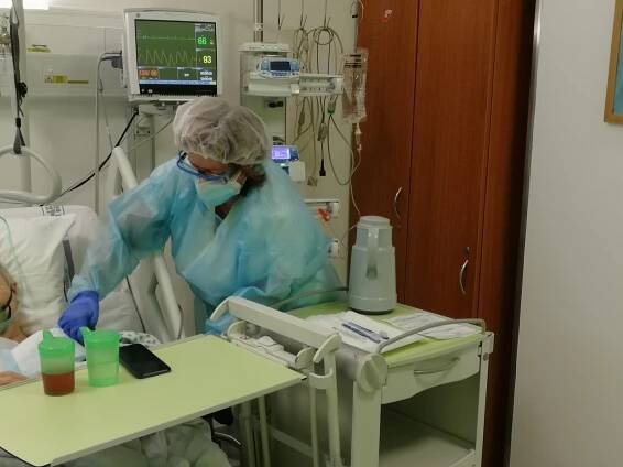 Covid v kraji zlomil další rekord, prostějovská nemocnice žádá o pomoc