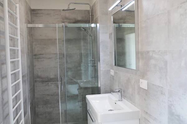 Rekonstrukce koupelny na klíč od 120 000 Kč Louňovice Koupelnové studio ČERO s.r.o. • Firmy.cz