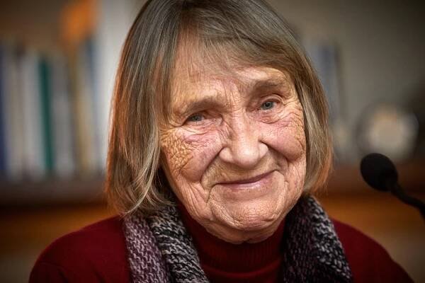 Dana Němcová: Děj se co děj, nemáte se čeho bát... (6. 12. 2021) - Fotogalerie - Knihovna Václava Havla