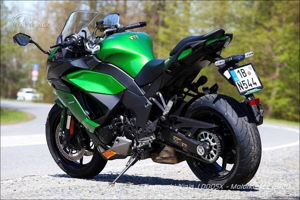 Kawasaki Ninja 1000SX: Pendolino čtvrté generace | Motorkáři.cz