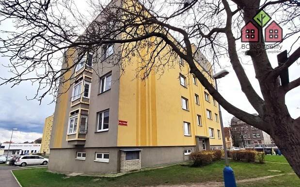 4+1, Jiřího z Poděbrad, Teplice, 89 m²