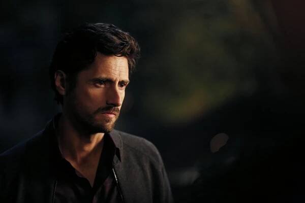 Dobré mravy - The Heart Attack Is the Best Way - Z filmu - Juan Diego Botto