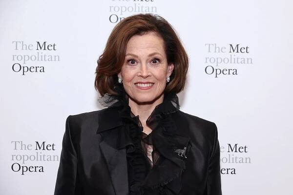 Meryl Streep Almost Made Sigourney Weaver Give up Acting