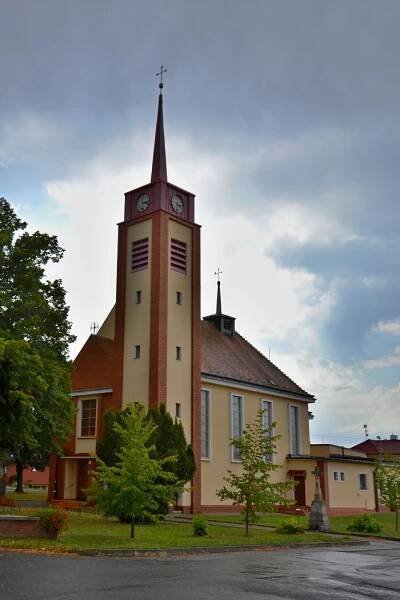 Noc kostelů - Tvarožná Lhota, kostel sv. Anny