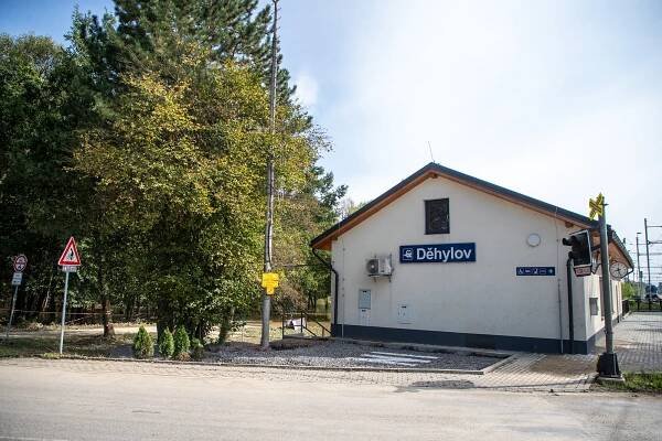 Lidé i obce postižené povodněmi mohou stále žádat Český červený kříž o pomoc