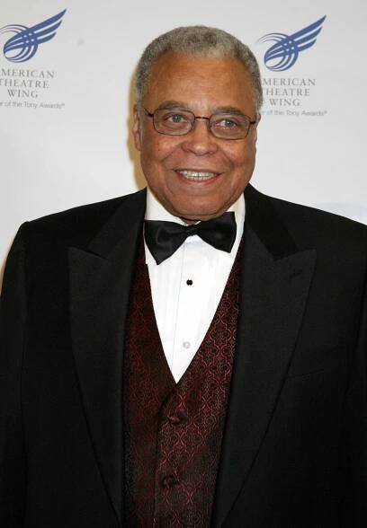 Zemřel legendární herec James Earl Jones (†93): Hlas Dartha Vadera i záporák z Conana