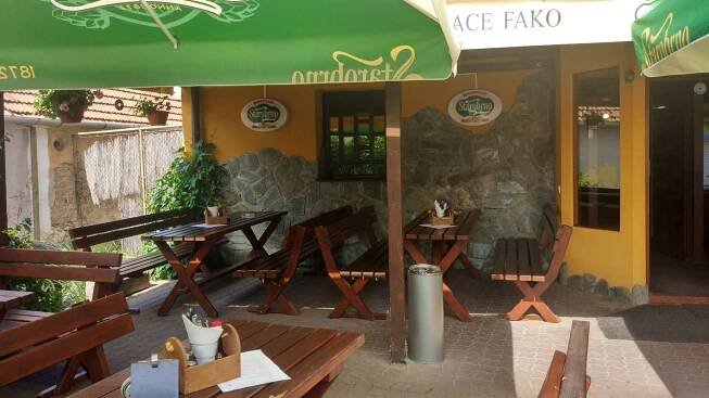Fako Club | Restaurace, ubytovna a kuželna