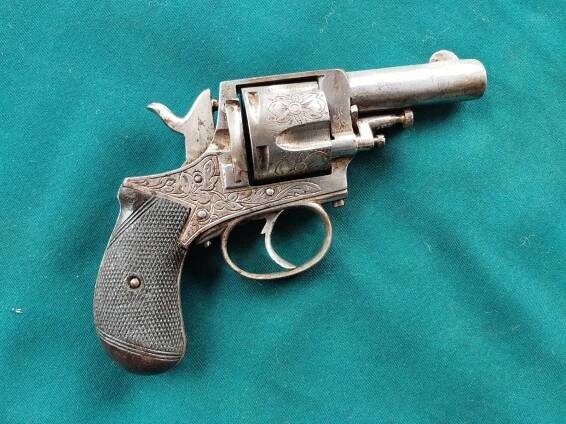 SA/DA revolver BRITISH BULL DOG- zdobený, VELKÁ RÁŽE- CAL. 450 CF! TOP